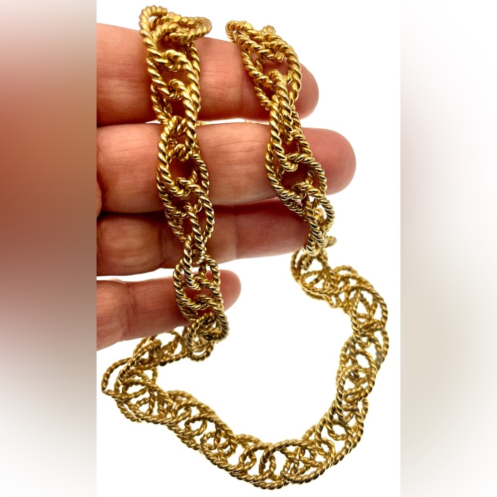 Vintage Stunning Gold Tone Large Textured Linked Necklace - Picture 6 of 6